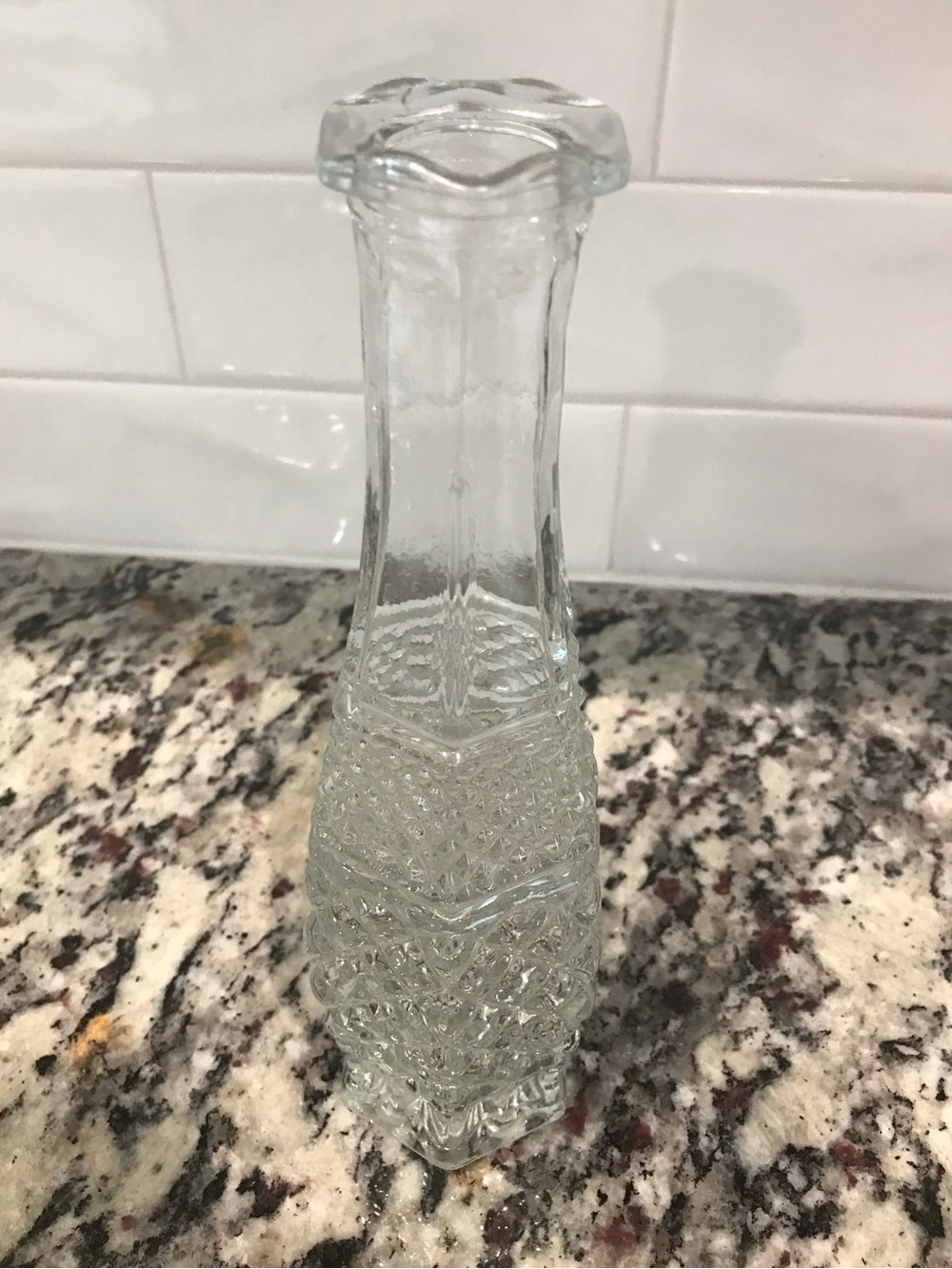 Vintage Anchor Hocking WEXFORD 9” Bud Vase - Picture 3 of 12
